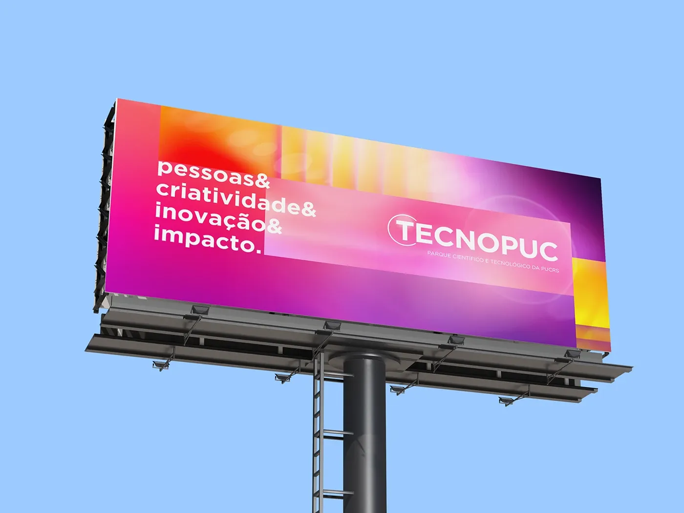 Outdoor com o key visual e o logo do Tecnopuc